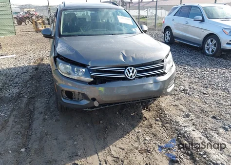 2015 Volkswagen Tiguan S z USA, uszkodzony, nr VIN WVGBV7AX4FW542024